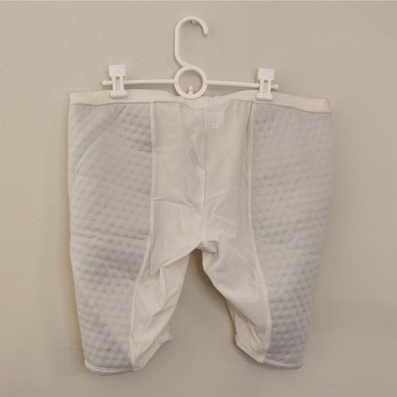 Under Armor New Women's Slider Shorts White Padded Size XXL Light Compression - Picture 2 of 9